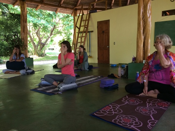 nadi-breathing-exercise-2